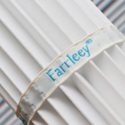 गुणवत्ता उच्च दक्षता वाली नालीदार गैर बुना हुआ कपड़ा कारतूस मीडिया फैक्टरी